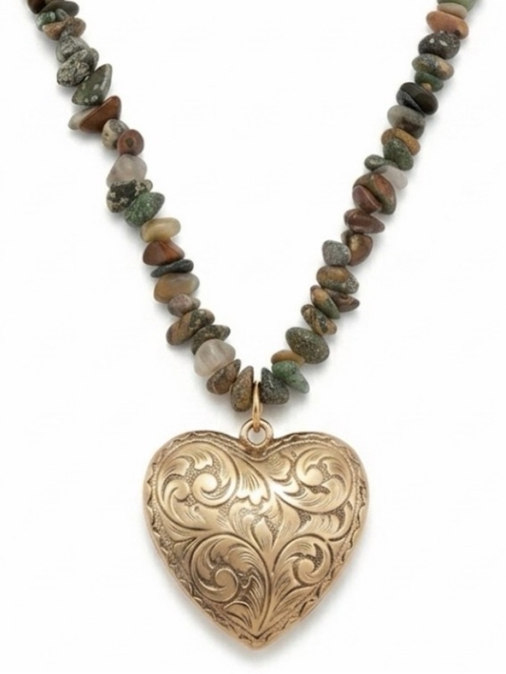NWT ⚜️🤎⚜️ ATTERRI Semi Precious Stones Beaded Necklace with Heart Pendant